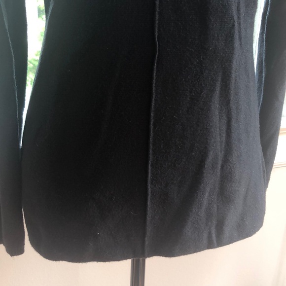 Sweater - Picture 3 of 12